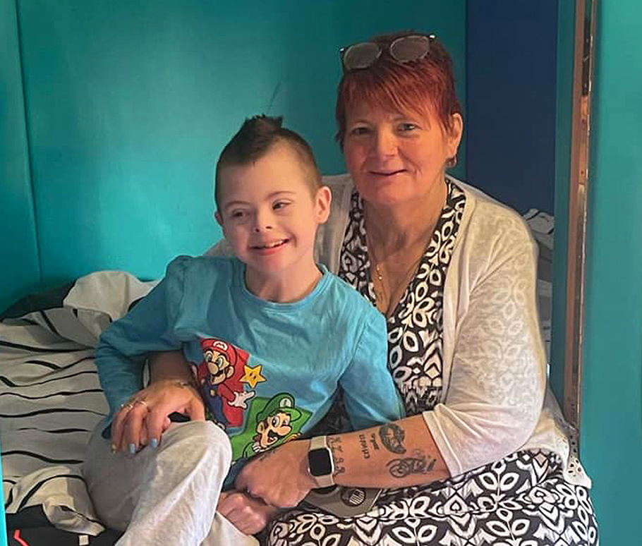 Grimsby Town superfan Rio loves his Hannah cot bed, which keeps him safe at night